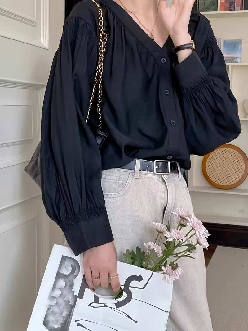 Blouse vintage à col en V