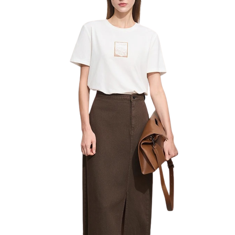 Anji – T-shirt Minimaliste en Coton pour Femme | Haut à Manches Courtes Brodées