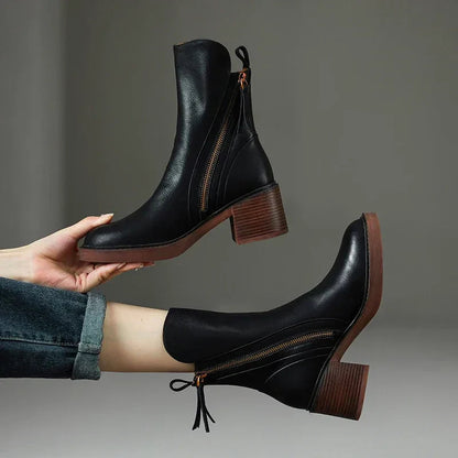 Bottines femme talon bloc fermeture zip silhouette épurée