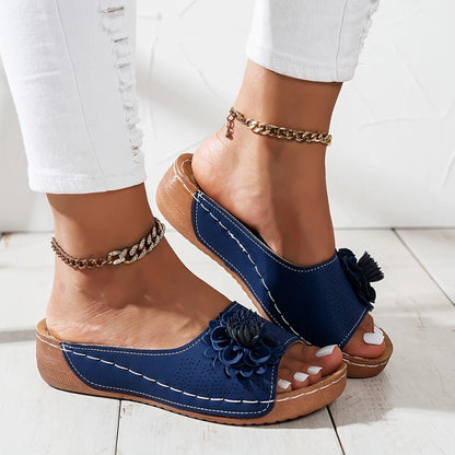 Sandales femme | plateforme inclinée et ornement floral
